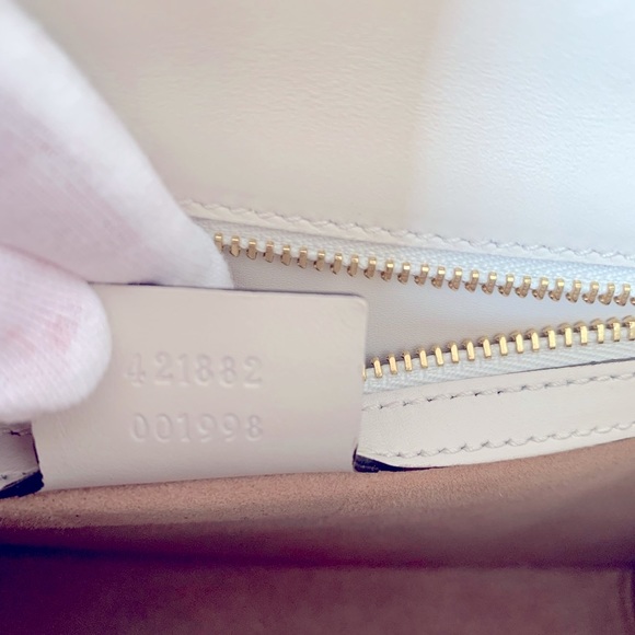 ❤️❤️SOLD❤️❤️Gucci sylvie floral dual strap bag - Picture 11 of 11